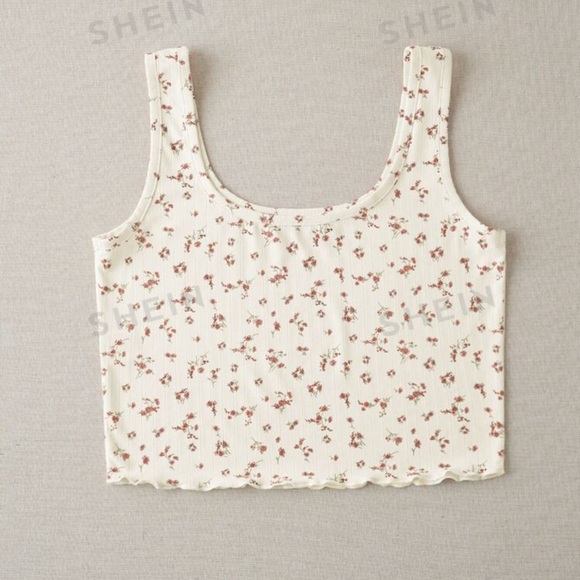 Ditsy Floral Print Lettuce Trim Crop Top - Picture 2 of 2